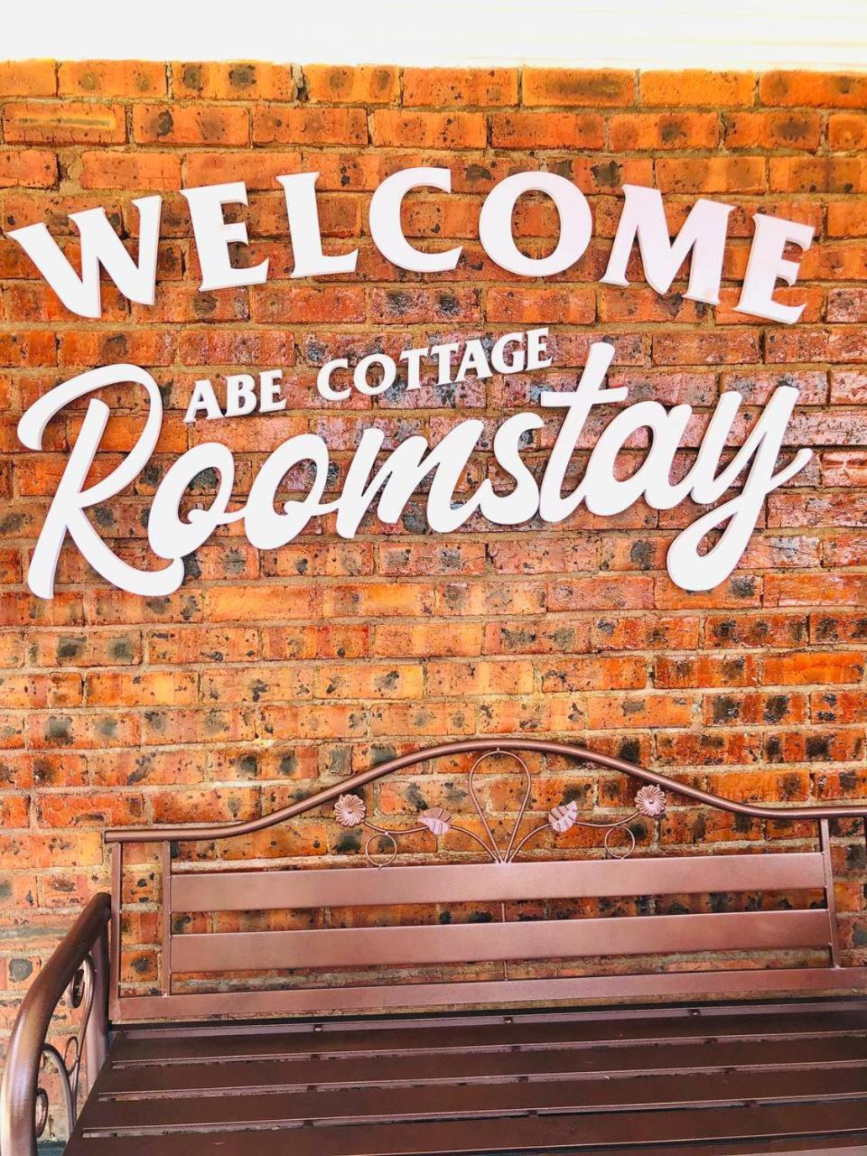 Roomstay By Abe Cottage 캄풍 쿠알라 베숫 외부 사진